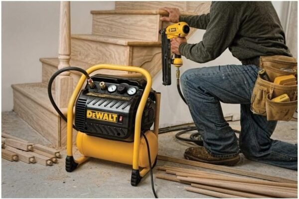 61cWLE3WNrL._AC_SL1000_ DEWALT Portable Air Compressor DWFP55130 review lightweight design with quiet operation