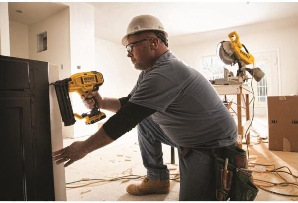 61hLCZ9Rh3L._AC_SL1000_ DEWALT DCN680B Cordless Brad Nailer Review Powerful Tool for Precise DIY Projects