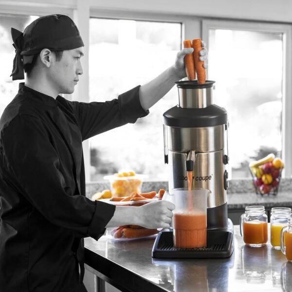 717DwZJBm8L._SL1500_ Comprehensive review of Robot Coupe J100 centrifugal juicer with powerful motor and easy cleaning