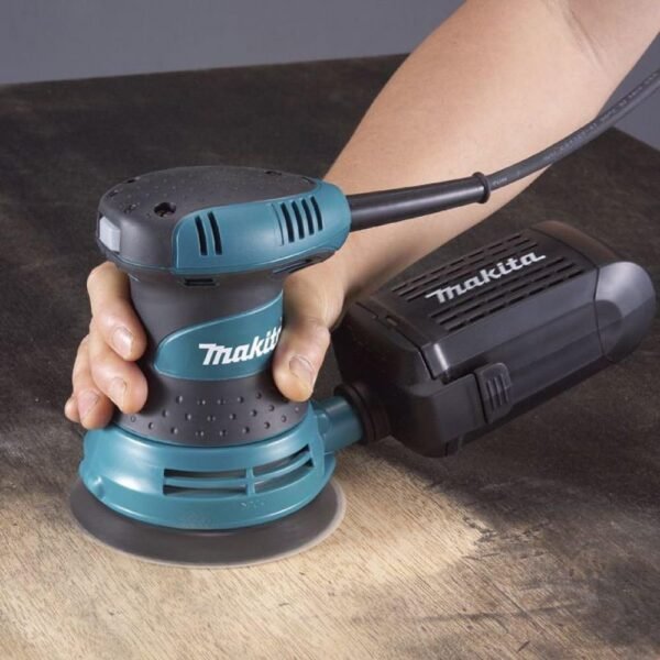 717GqrrdqbL._AC_SL1000_ Makita BO5030 Random Orbit Sander Review Fast Performance and Smooth Results Explained