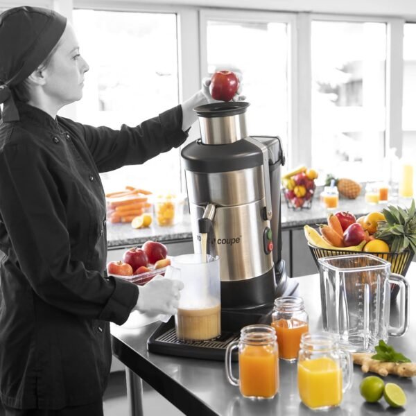 71vQxy1pKaL._SL1500_ Comprehensive review of Robot Coupe J100 centrifugal juicer with powerful motor and easy cleaning