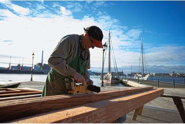 DEWALT Brushless Handheld Planer Review Powerful Tool for Precision and Efficiency